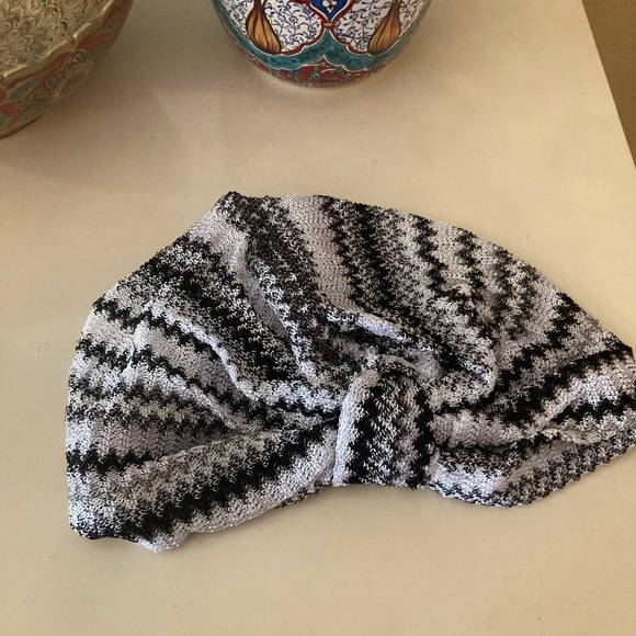 NEW NWT Missoni Black & White Turban